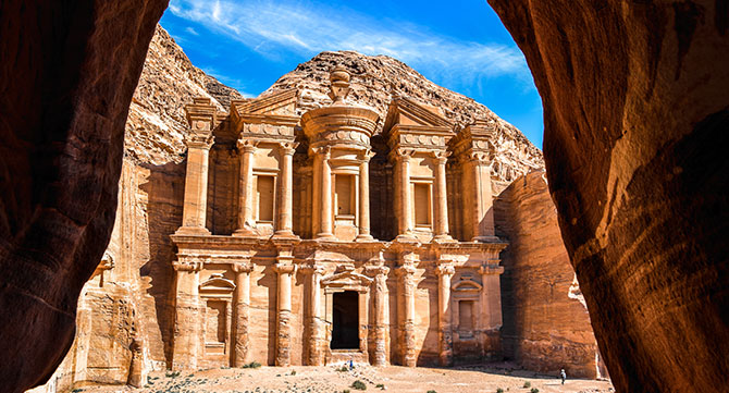 Postbild_670x361_Petra